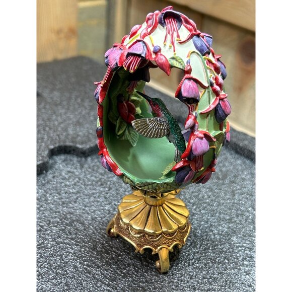 House of Faberge Franklin Mint Egg Jewels in the Garden Hummingbird w/Gold Base - Picture 2 of 10